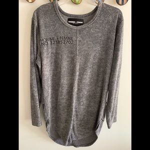 HOMME & FEMME unisex long gray top